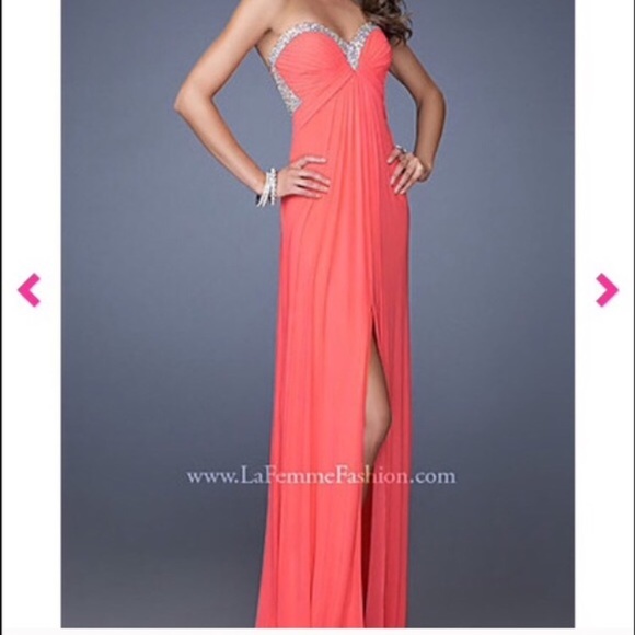 La Femme size 2 Style# 19703 - Picture 2 of 4